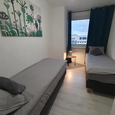 Reda - 4 X Bedroom * 什切青